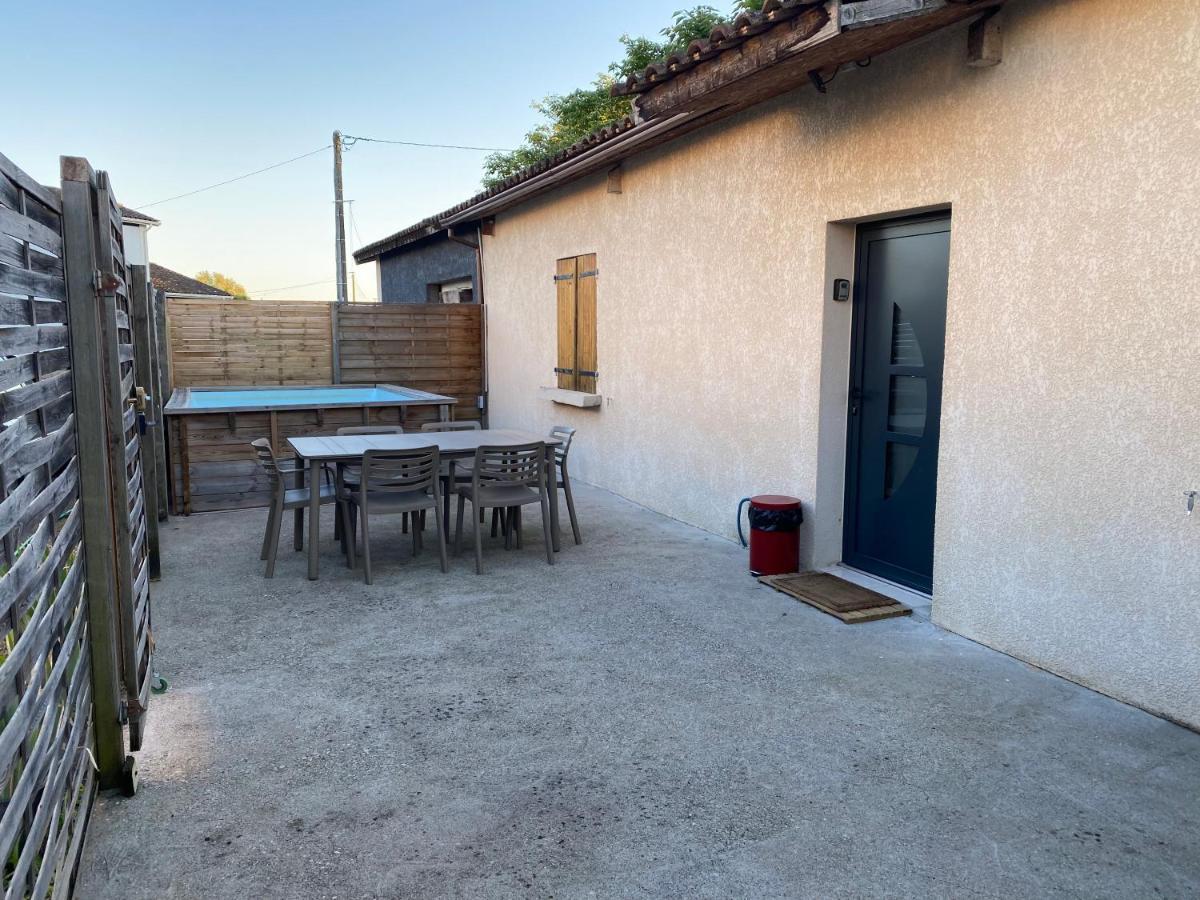 House Of Romas Villeneuve-sur-Lot Exterior photo